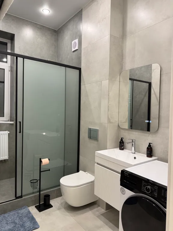 Уютный дом у леса