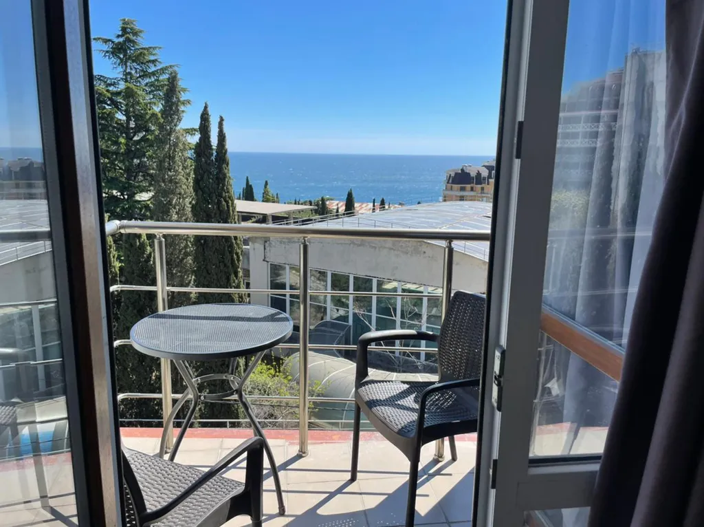 Апартаменты студия с видом на море