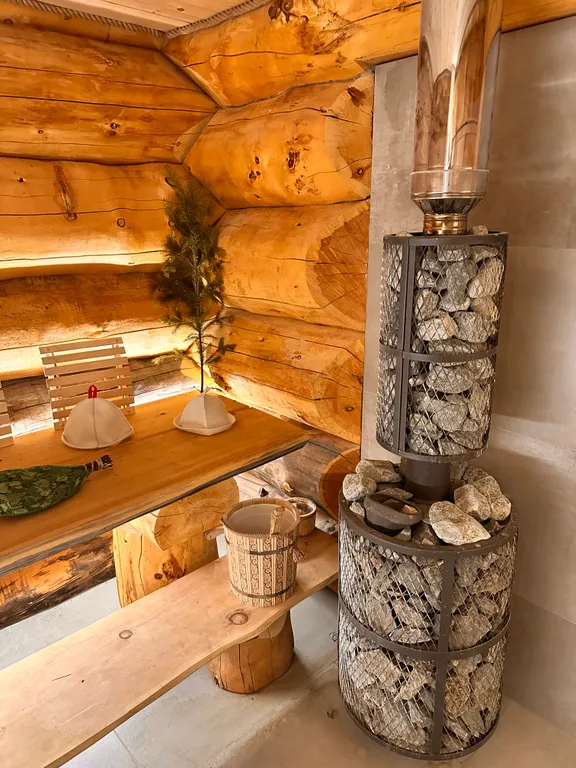 Гостевой дом и кедровая баня на Алтайской