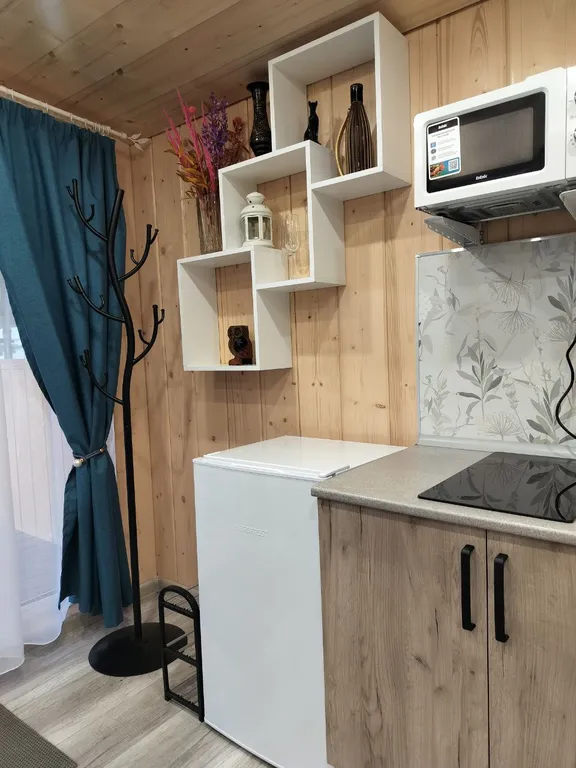 Новый современный Барнхаус посреди леса