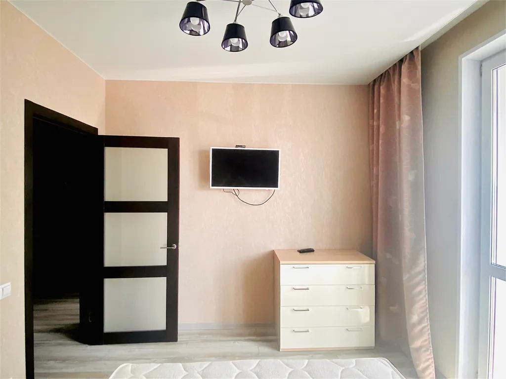 Евро трёхкомнатная современная квартира в экологически чистом районе