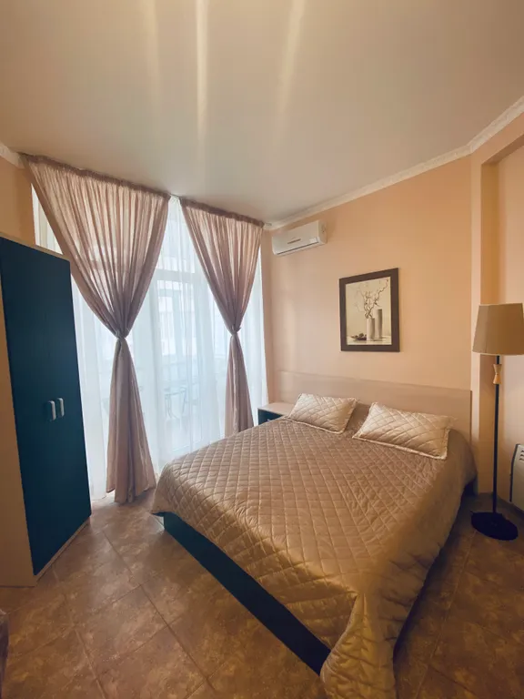 Квартира Студия на берегу моря! — аренда посуточно в Феодосия