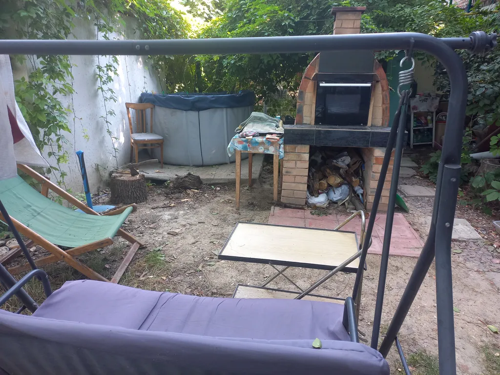 Номер гостевого дома с уютным крымским двориком