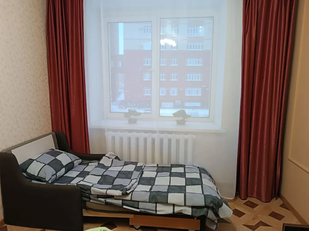 Двушка у парка Соловьи