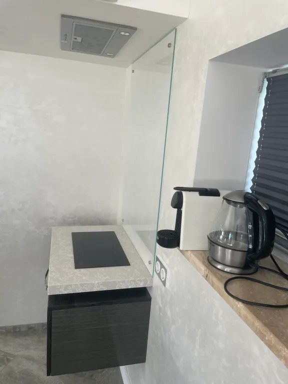 Уютный современный и стильный дом инфракрасной сауной и джакузи