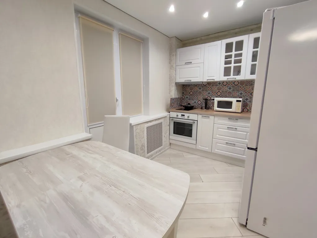 Новая квартира посуточно на короткий срок у соснового парка в Сарапуле