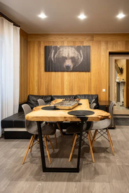 Коттедж с баней и горячей купелью