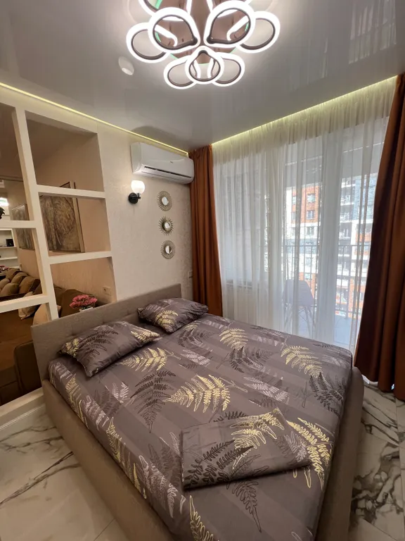 Студия с дизайнерским ремонтом