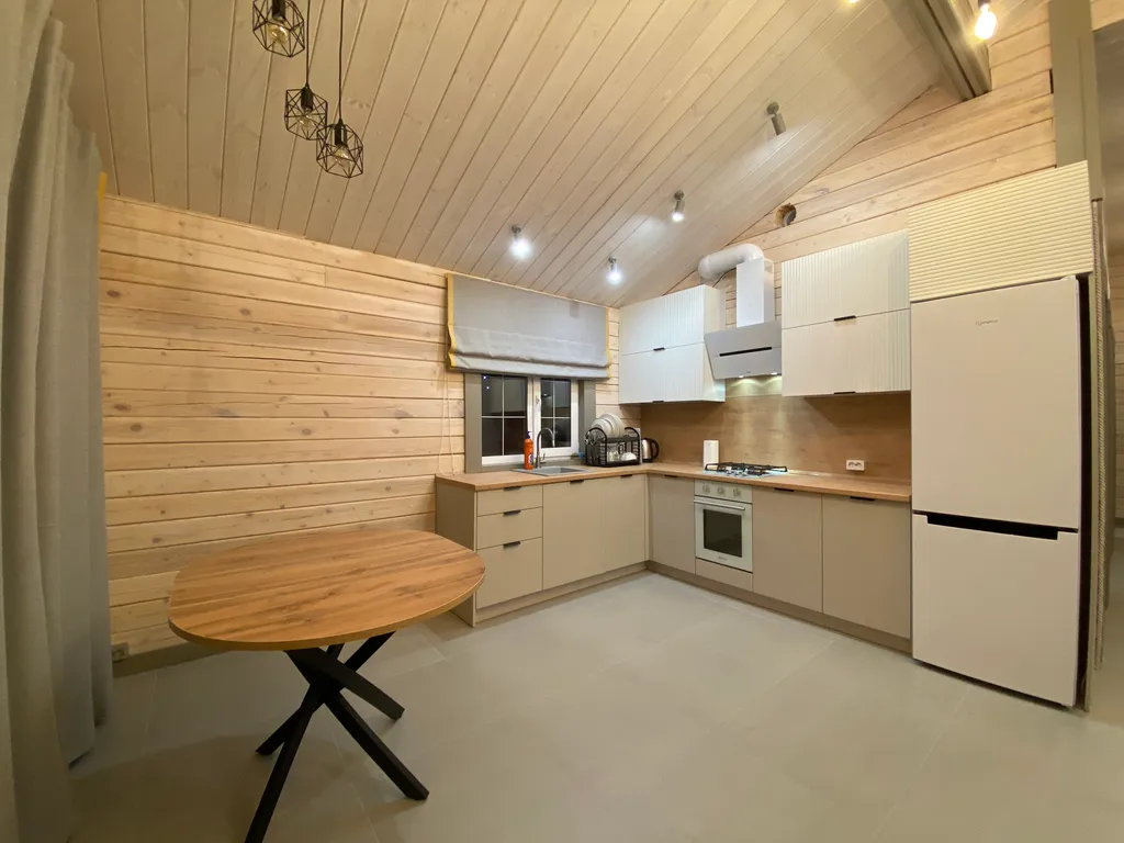 Дом шале рядом с городом