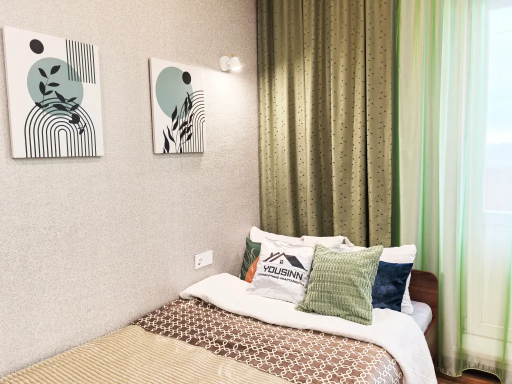 Квартира Purple apartment-студия в новом доме для 4х, рядом тц, высокий этаж — Новосибирск