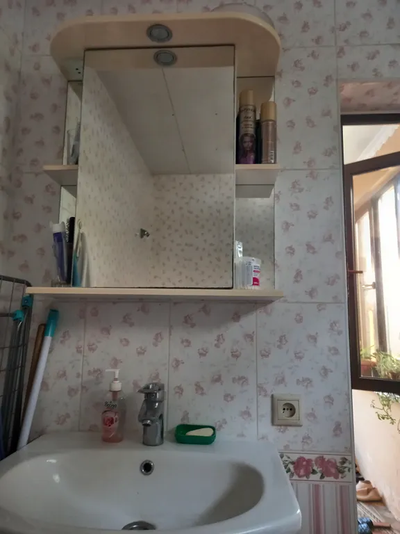 Коттедж 3-комнатный Дом — Сухум