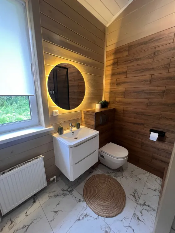 Просторный дом с баней и чаном