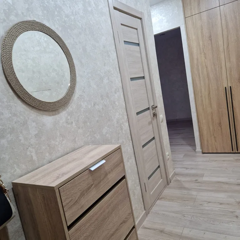 Новая квартира в сквере около стадиона