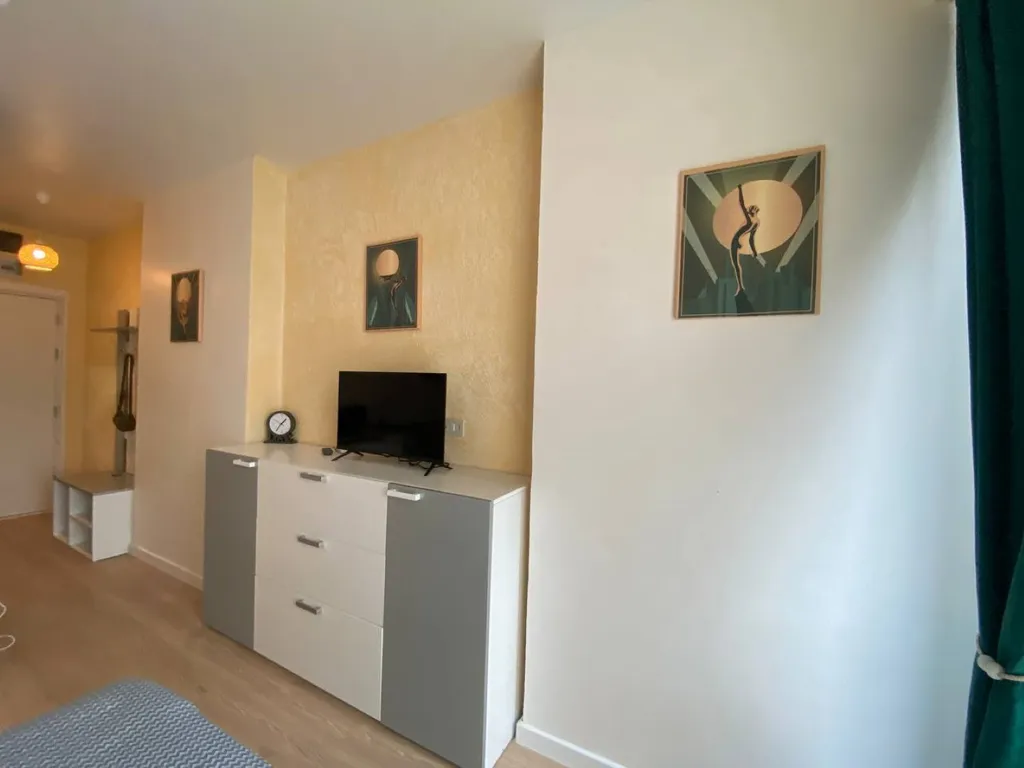 Элитные апартаменты-студия в комплексе Степс