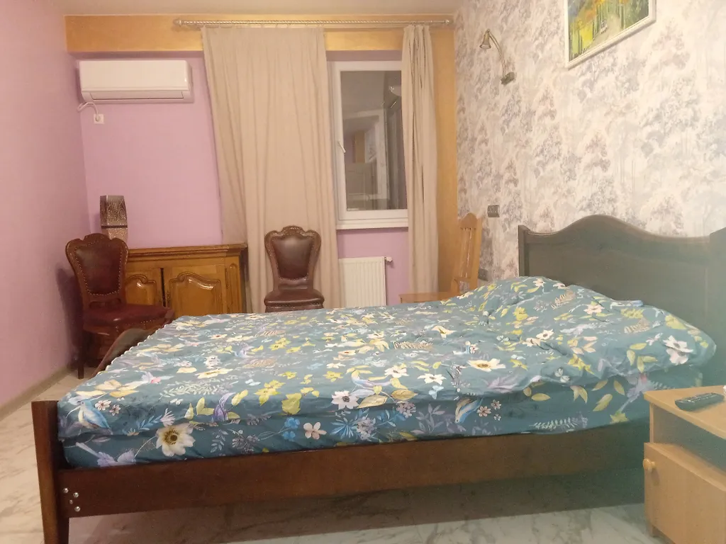 Хорошая, большая квартира на курорте