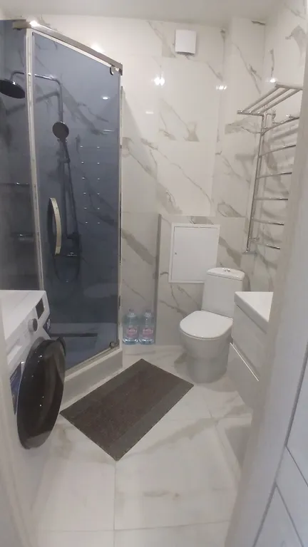 Квартира с новым ремонтом рядом с аэропортом