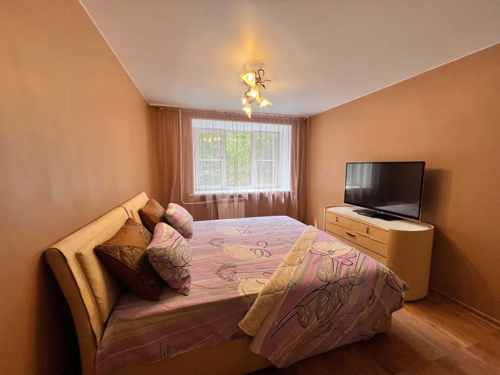 Уютная 3-х комнатная квартира около ж/д вокзала