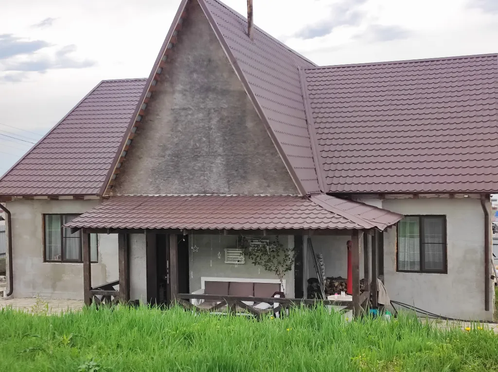 Дом на Байкале с охотничьим домиком на территории