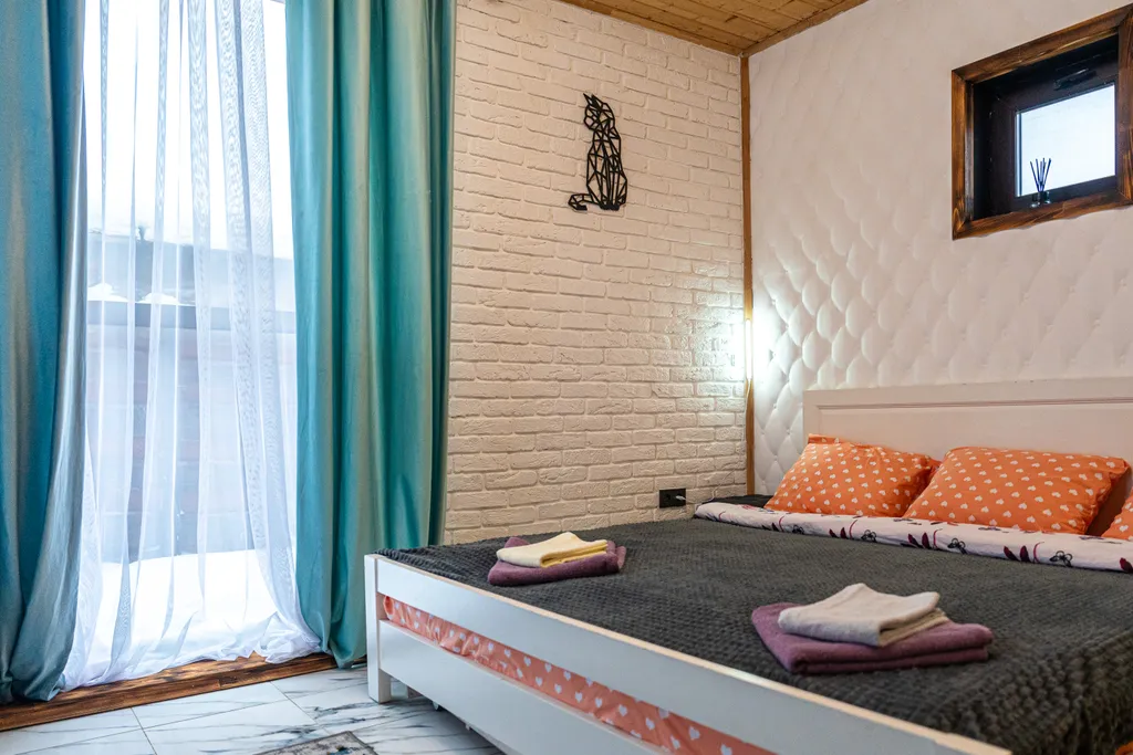 Дом с каракалами, банeй на дpовax, мангалом и казaном