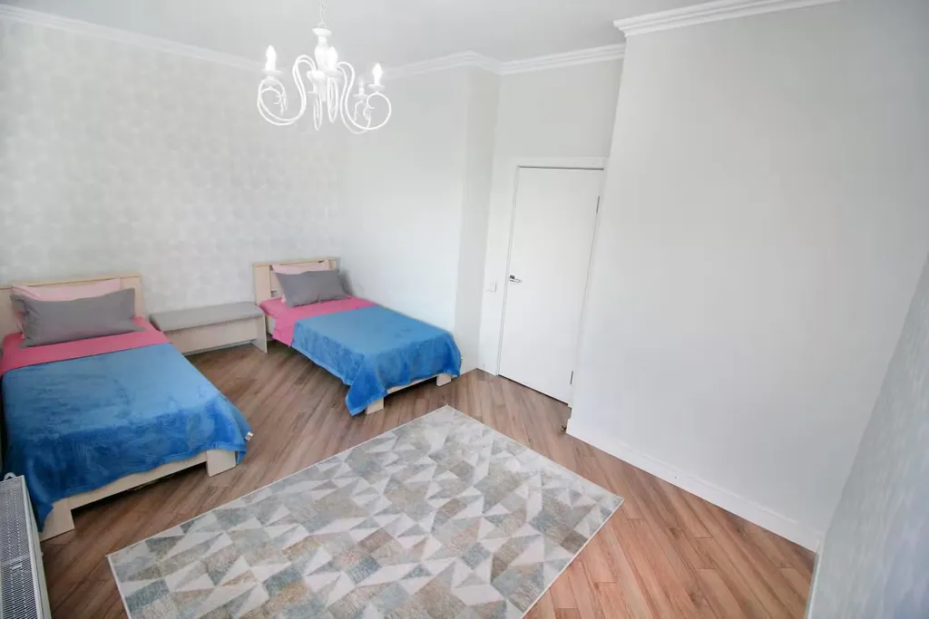 Трехкомнатная квартира в ЖК Braun возле ТРЦ Мега Алматы