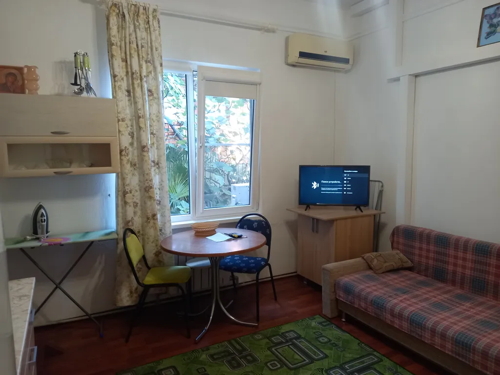 Студия под ключ в частном доме