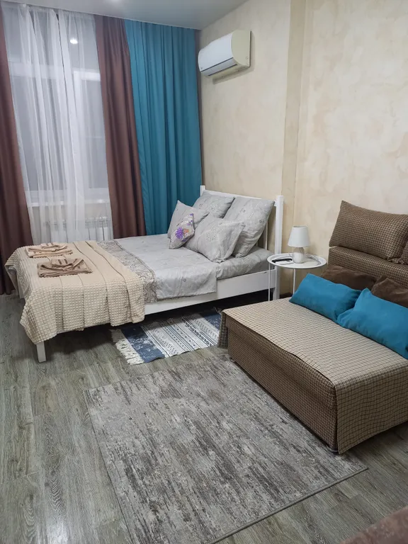 Уютная студия в тихом районе, вблизи Зимнего театра