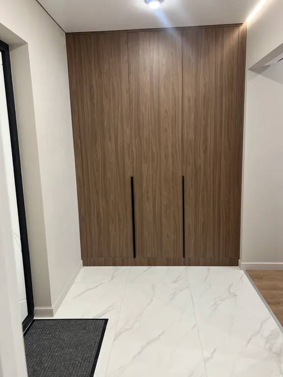 Комфортабельная трёхкомнатная квартира с шикарной территорией