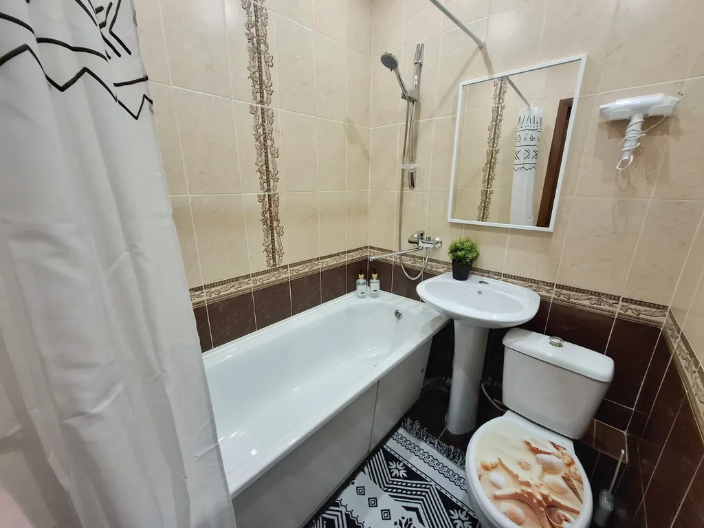 Квартира с центре Нефтяников