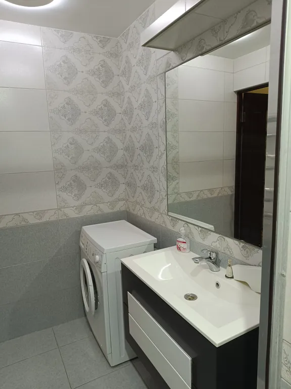 Уютная двухкомнатная квартира в тихом месте