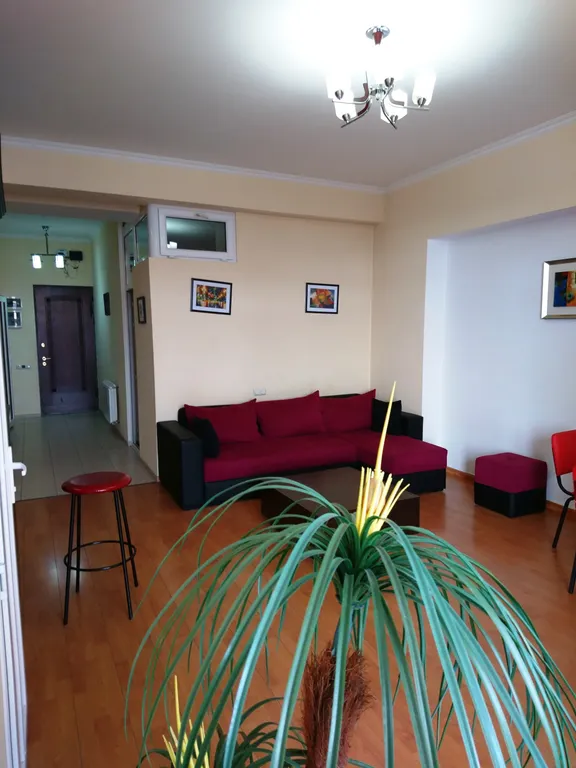 3-комнатная Квартира — аренда посуточно в Ереван