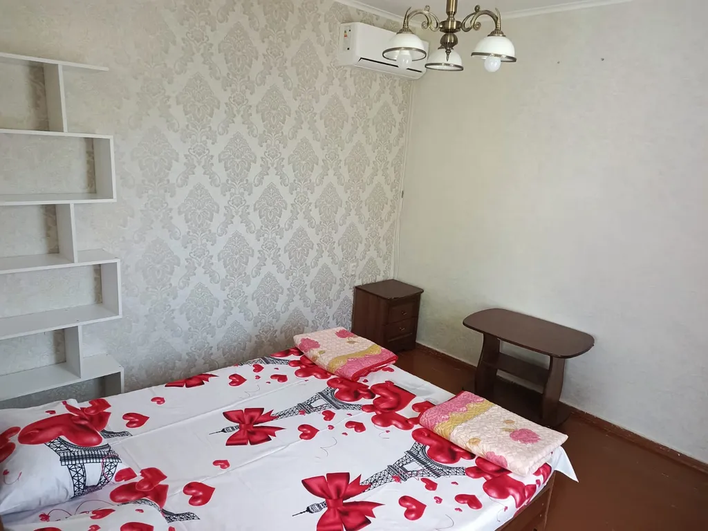 Двухместный номер с двухспальной кроватью