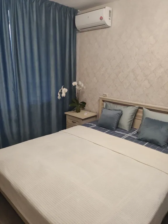 Уютная чистая квартира с кондиционером. — аренда посуточно в Чебоксары