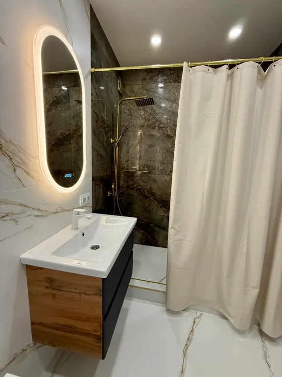 Комфортабельные апартаменты первая линия