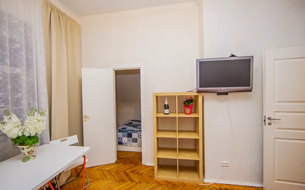 Квартира Квартира Two steps to the Hermitage 4BR Apartment — Санкт-Петербург