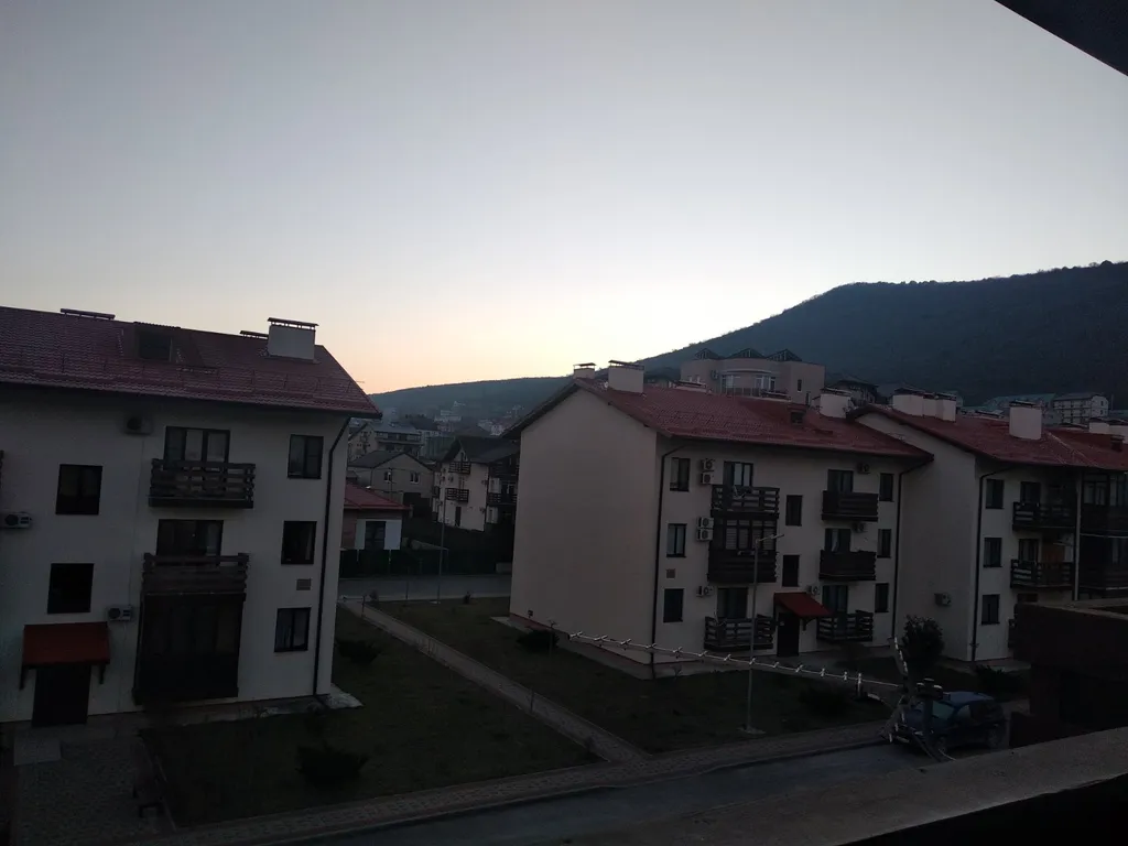 Уютная студия в окружении гор и можжевеловой рощи