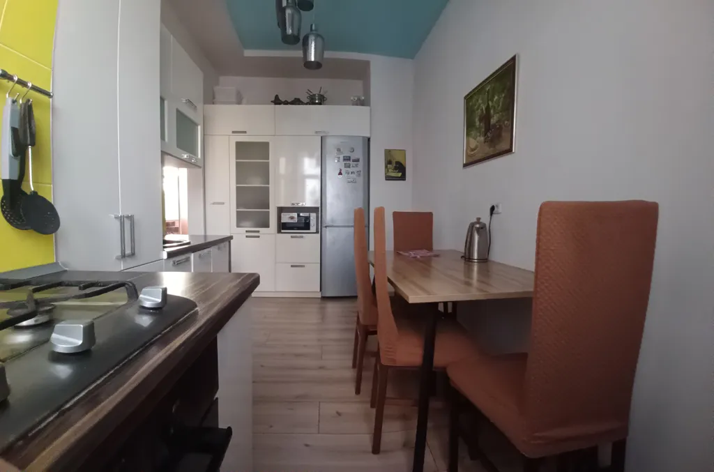 Квартира с видом на пруд