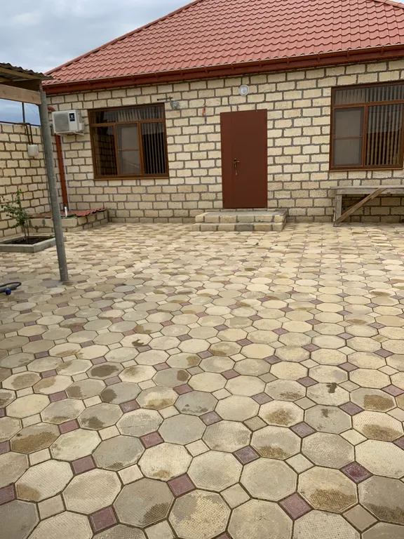 Дом на берегу моря