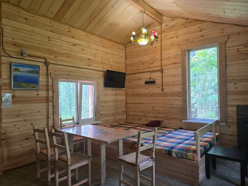 Дом в глухом лесу у реки до 6-ти человек