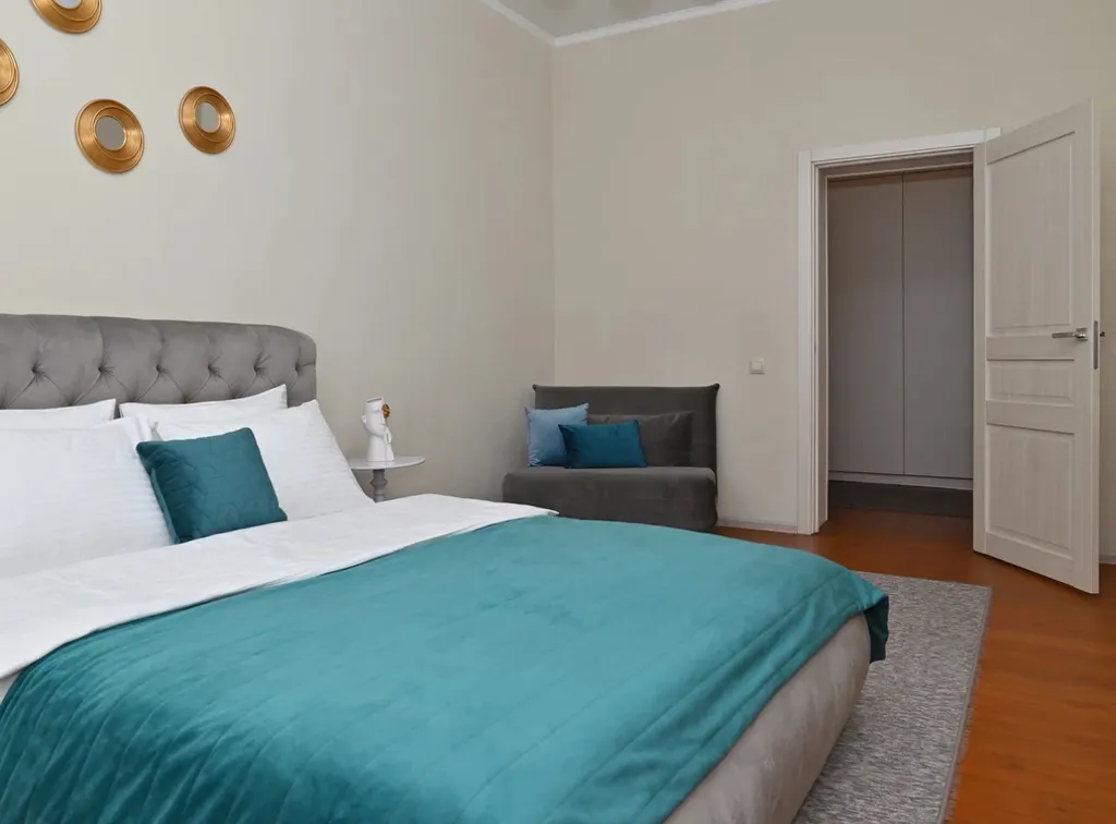 Квартира 3-комнатная Квартира — Калининград