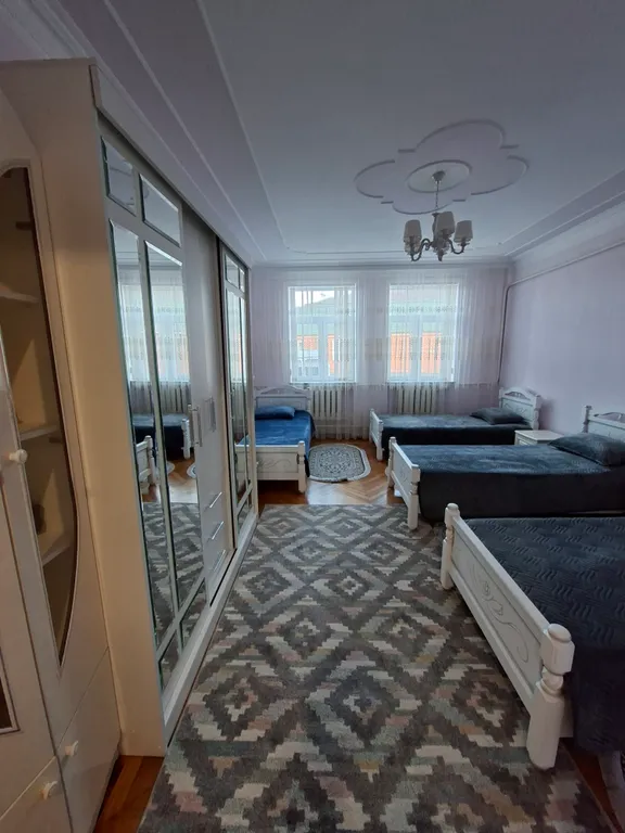 Уютный дом возле термального источника по дороге на курорт Мамисон