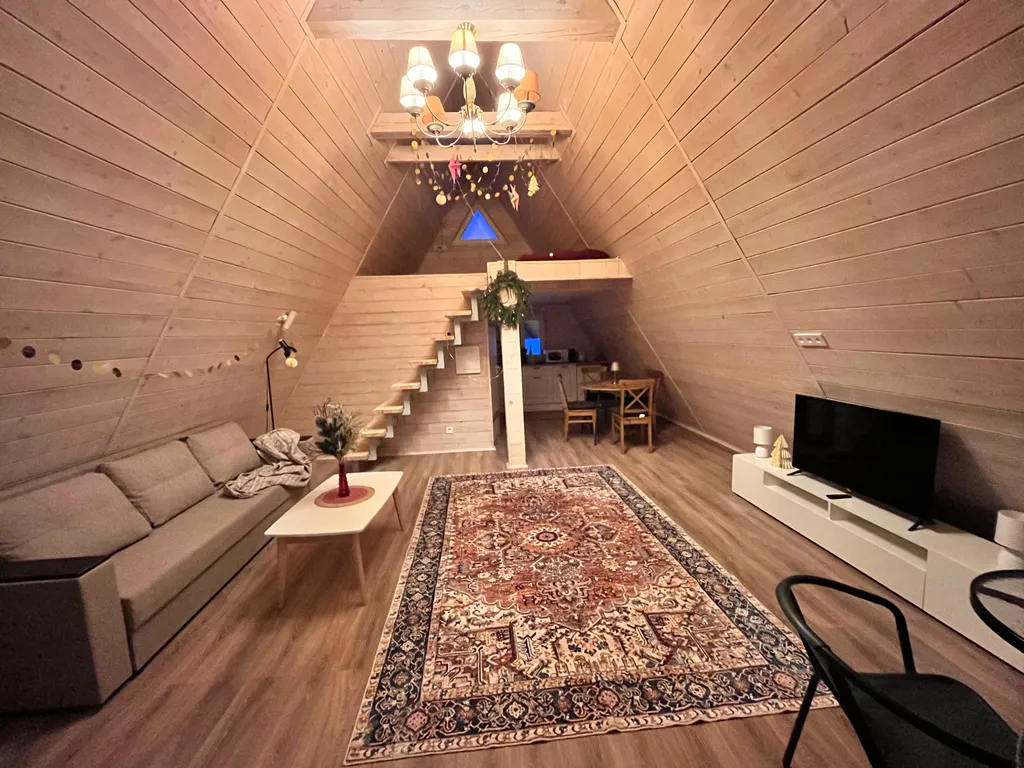 Коттедж Уютный домик-шале вдали от города — аренда посуточно в Орёл