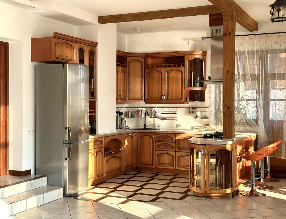 Коттедж на берегу камы