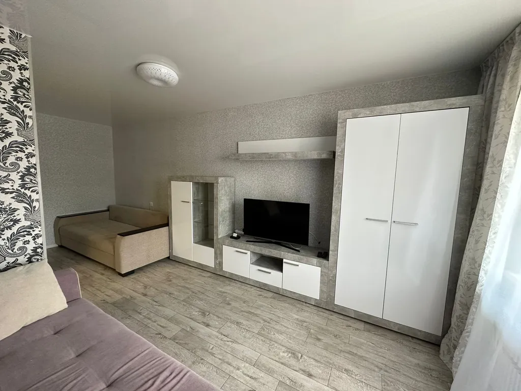 Квартира с видом на город с высоты птичьего полета