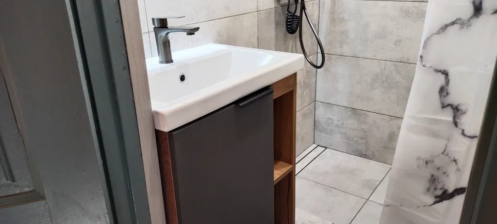 Коттедж Домик в лесу у озера — Турбаза Чайка