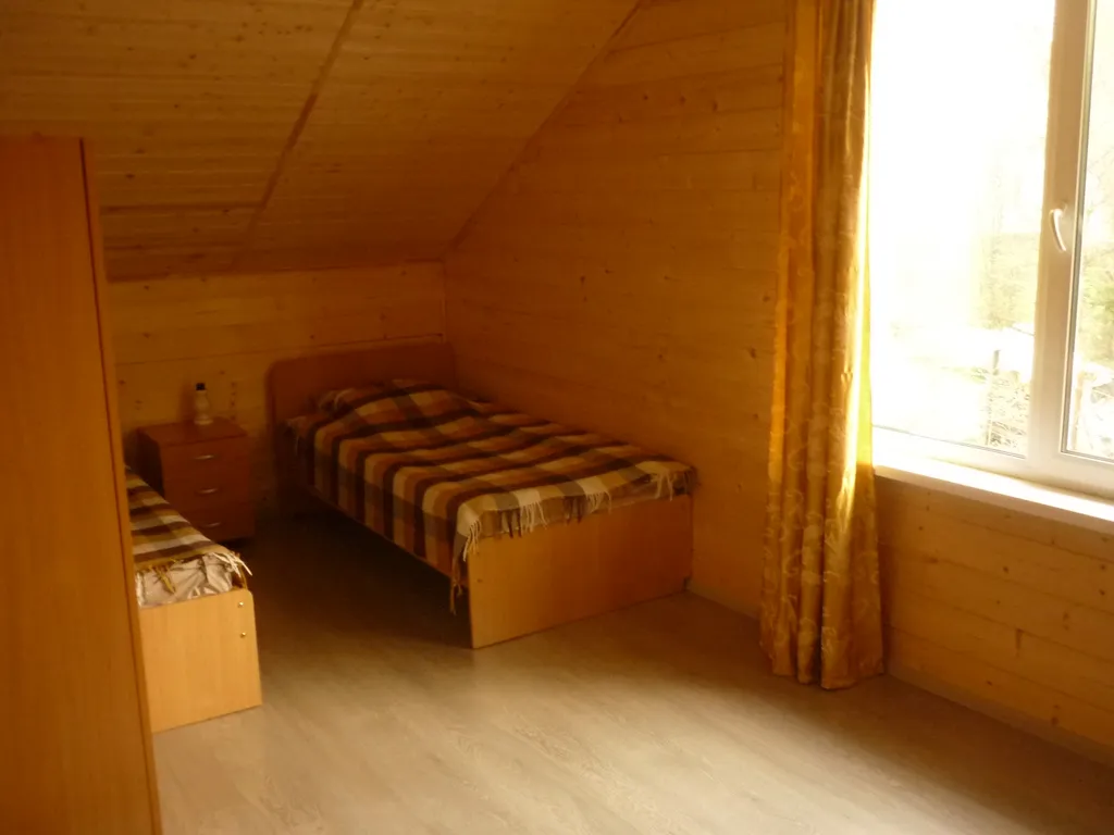 Коттедж на берегу озера