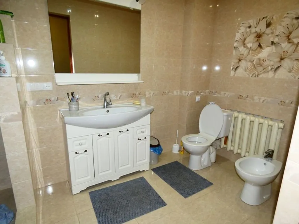 4-комнатный Дом