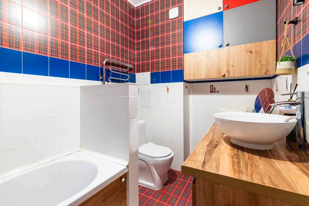 Атмосферная, яркая квартира в районе ТРЦ Мега