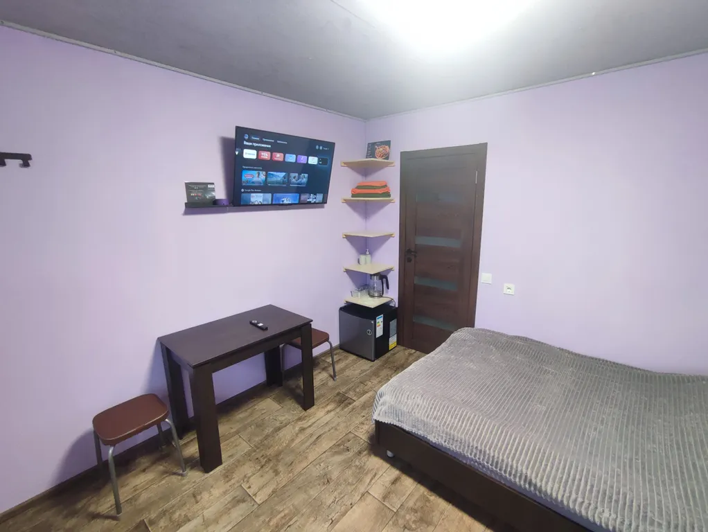 Домик с видом на горы 2