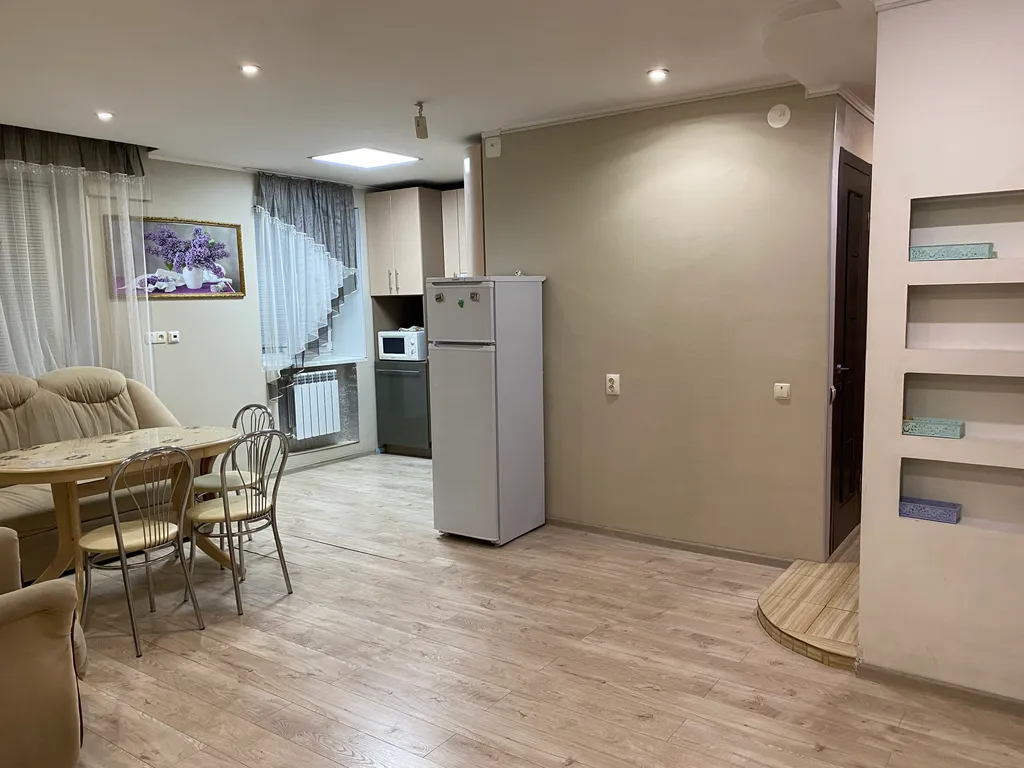 Трёхкомнатная квартира в центре города