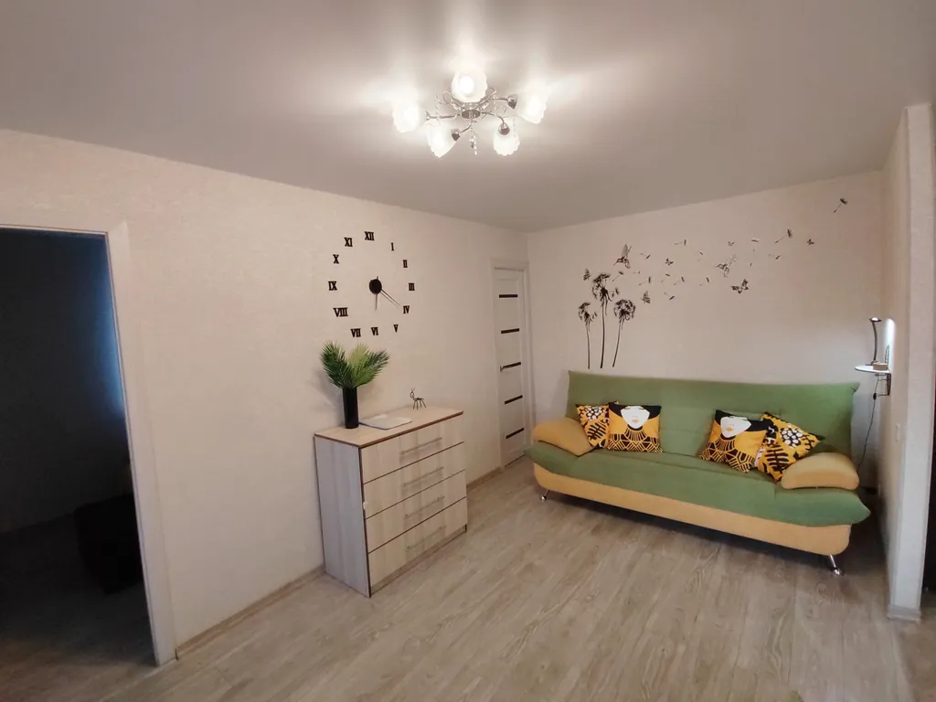 Двухкомнатная квартира в центре напротив Мурманск Молла